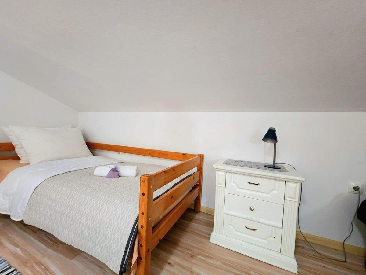 Iva Apartments Šilo Εξωτερικό φωτογραφία