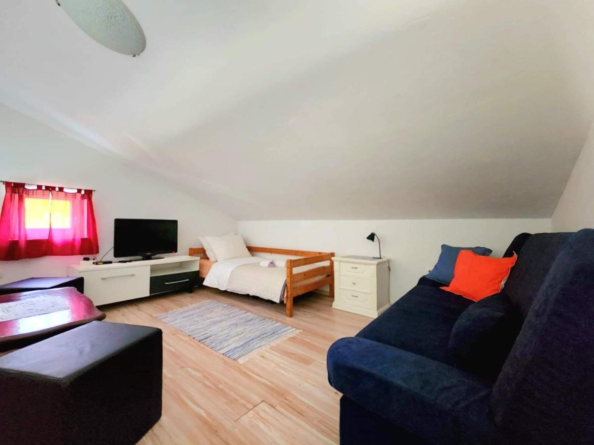 Iva Apartments Šilo Εξωτερικό φωτογραφία